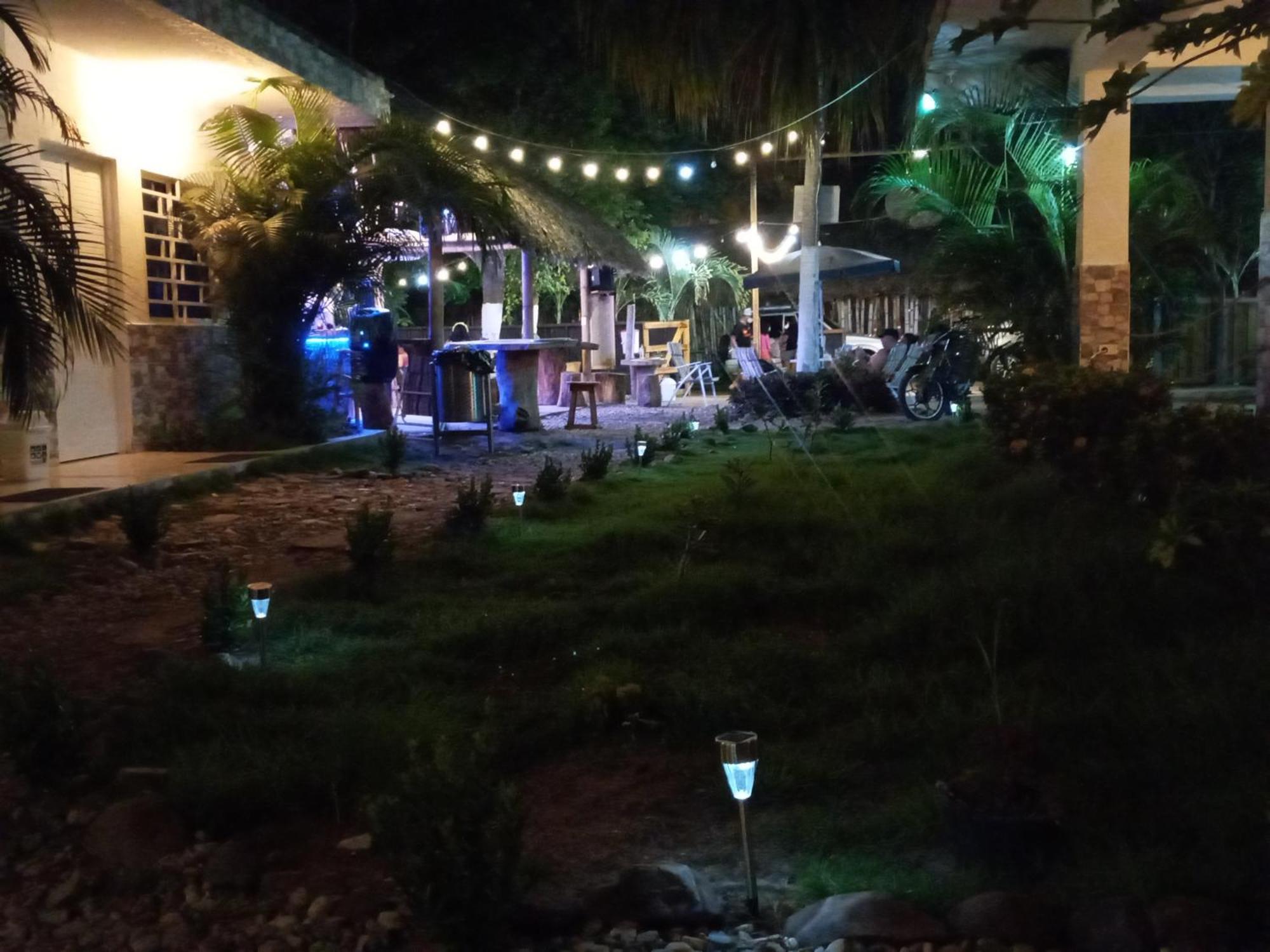 Hostal Cuyagua Palomino Dış mekan fotoğraf