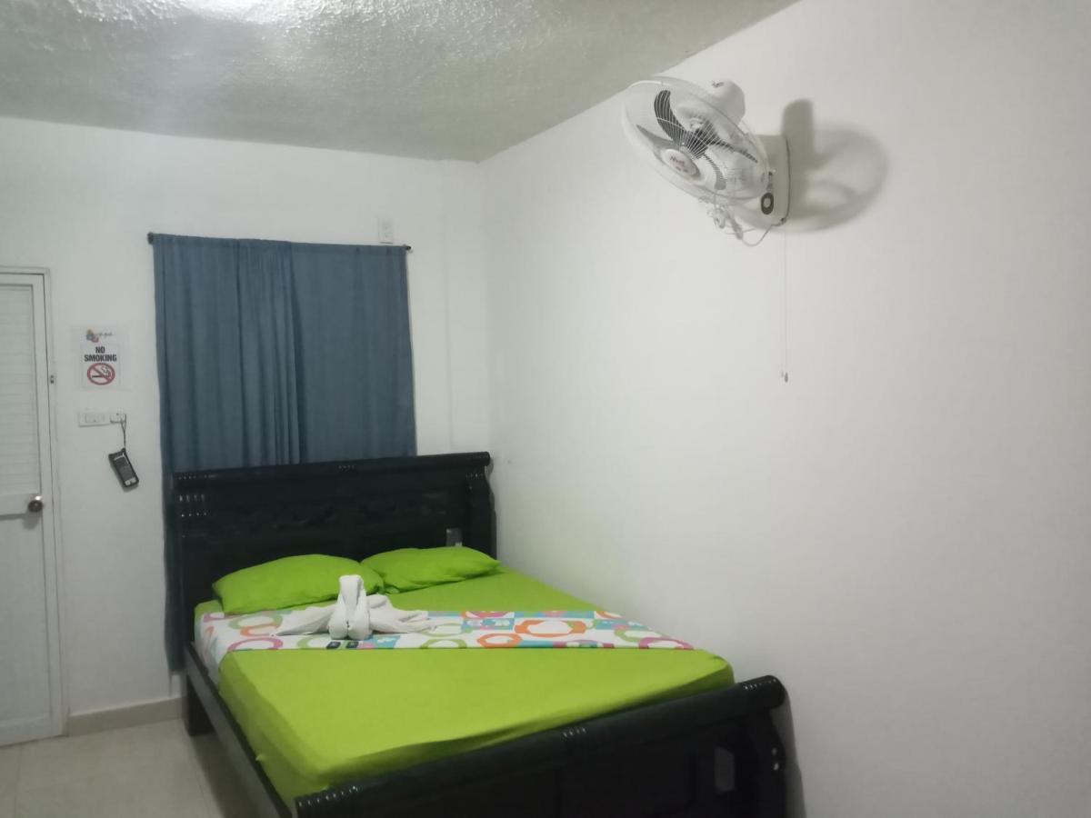 Hostal Cuyagua Palomino Dış mekan fotoğraf