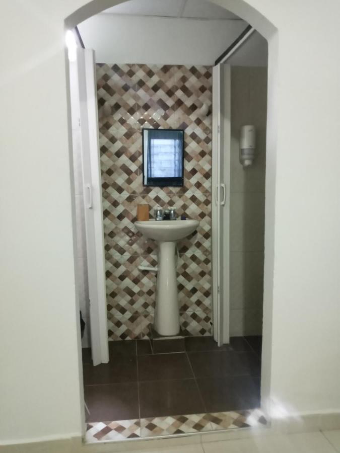Hostal Cuyagua Palomino Dış mekan fotoğraf